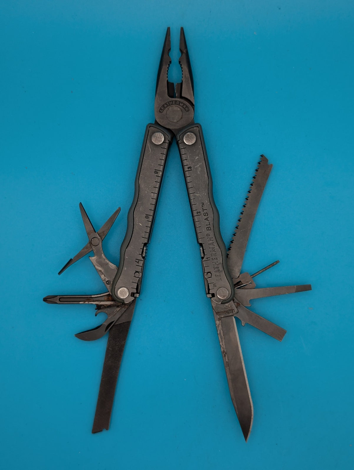 Leatherman BLAST Multi-Tool , Retired Multitool w/ Knife Pliers! BLACK OXIDE!