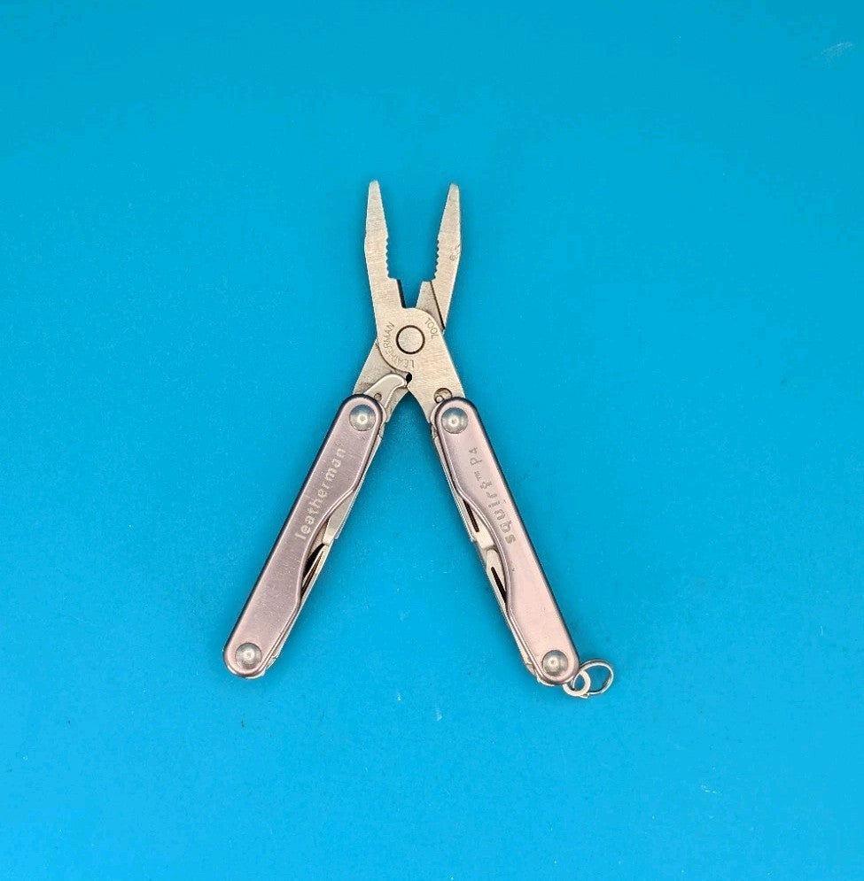 Leatherman Squirt P4 Multi-Tool, Key Ring, Retired, Gray
