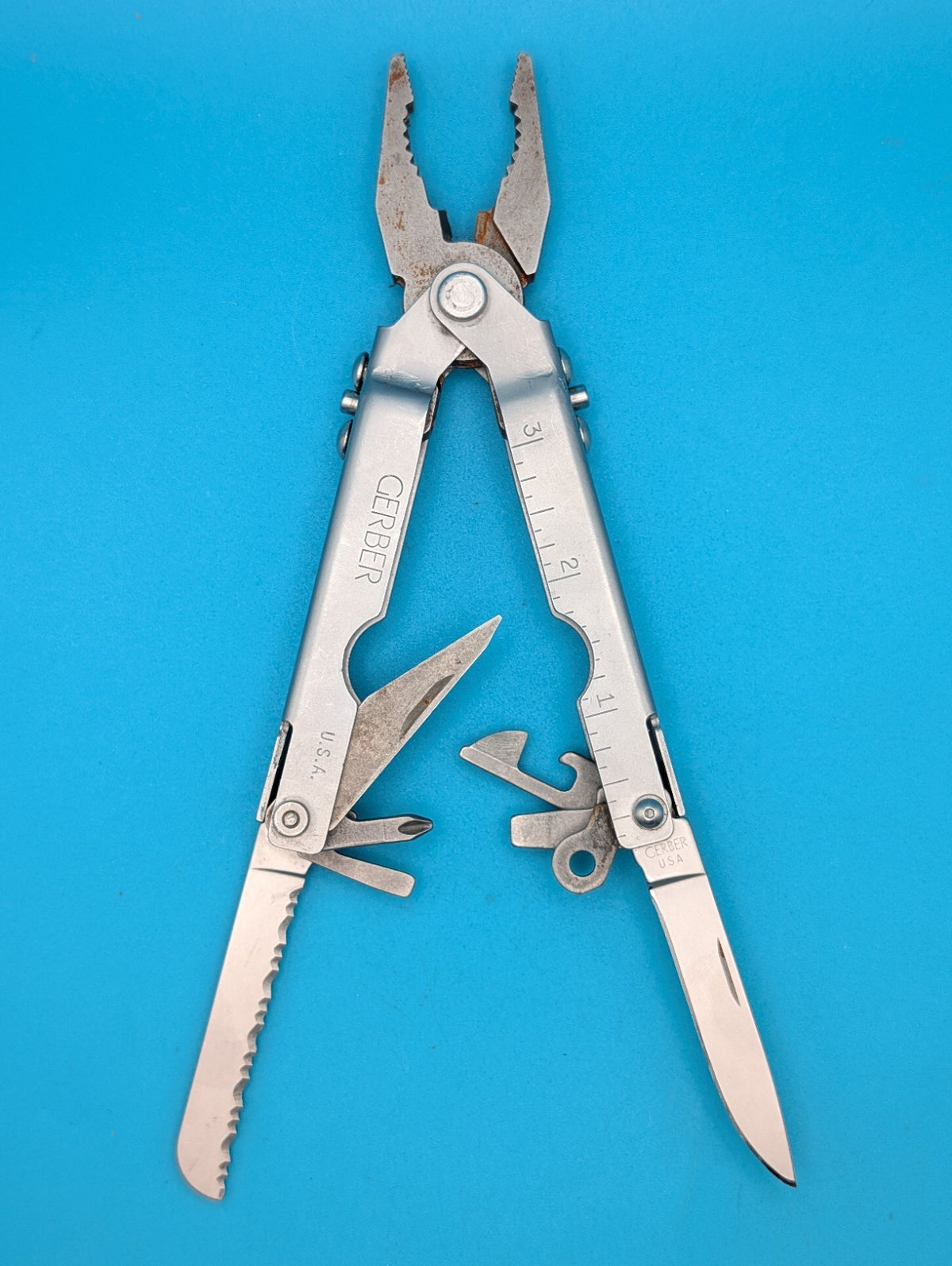 Vintage Gerber Stainless Steel Bluntnose MP400 Multi-Tool Pliers! With Sheath!