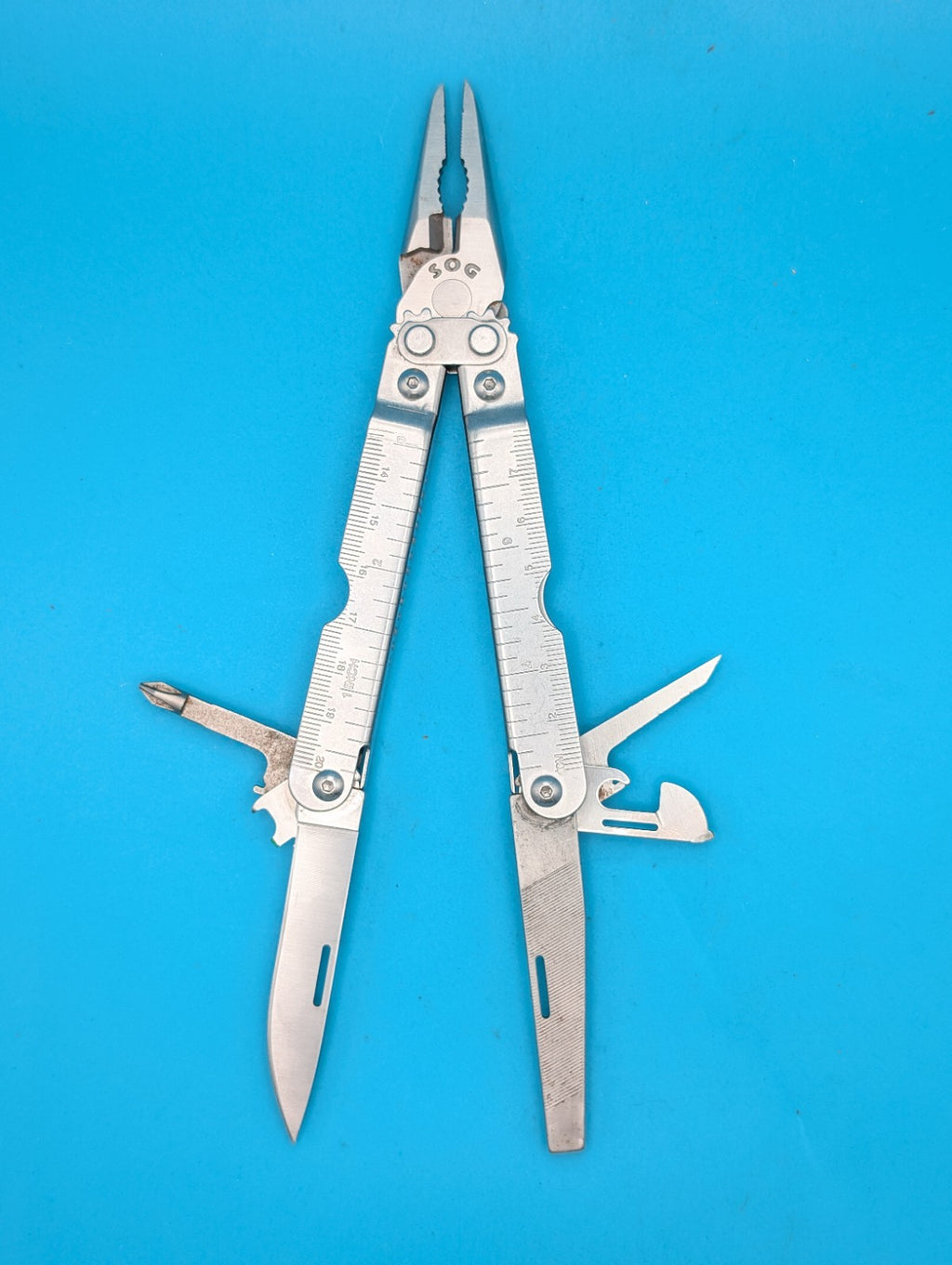 SOG Specialty Knives & Tools Multi Tool Lynnwood WA USA