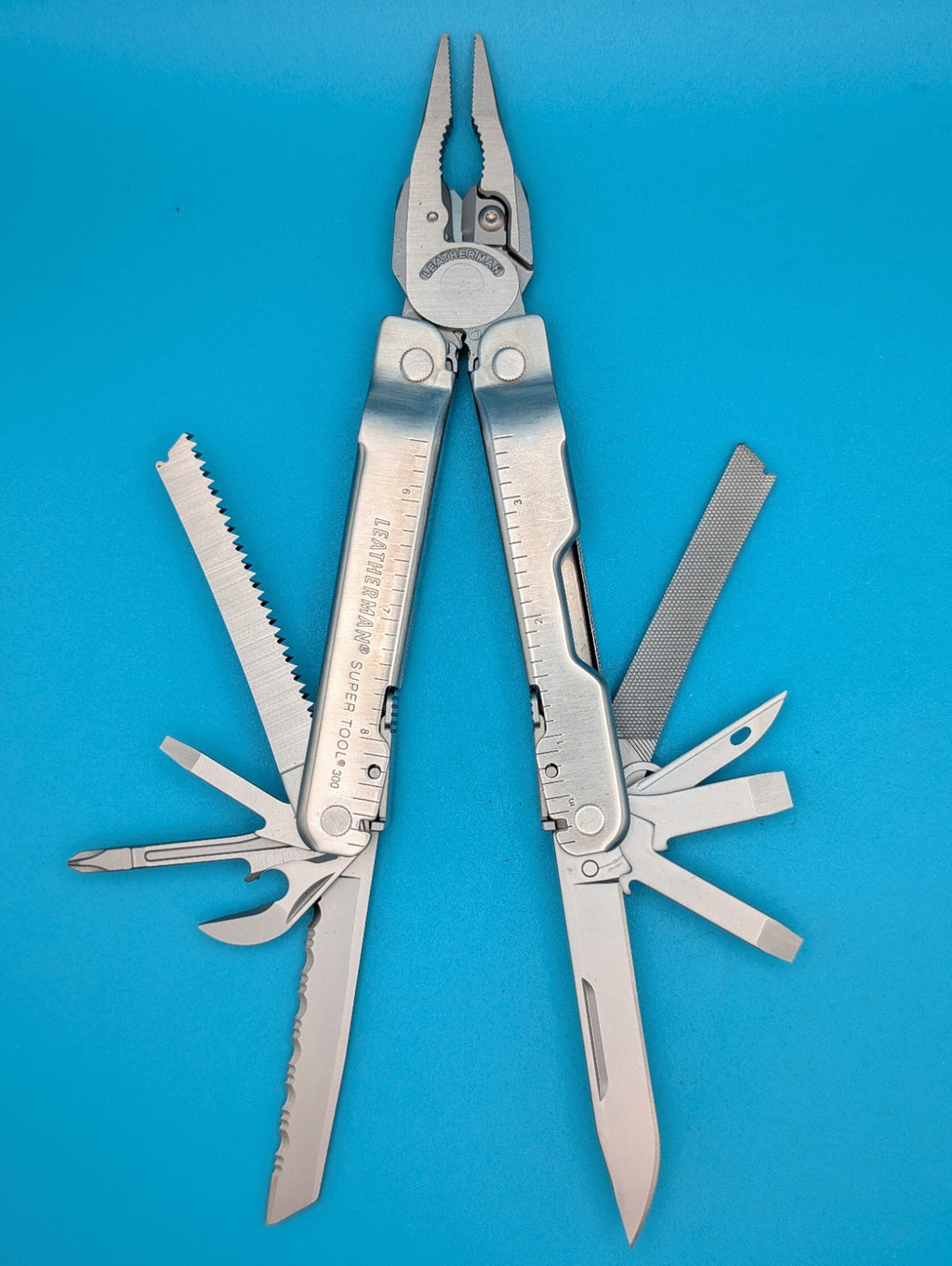 Leatherman Stainless Steel Super Tool 300 Multitool!