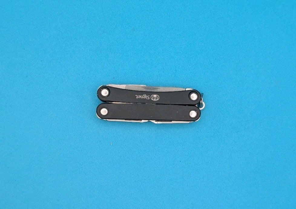 Leatherman SQUIRT PS4 Multi-Tool With Pliers Scissors Knife BLACK! *SIGNET*