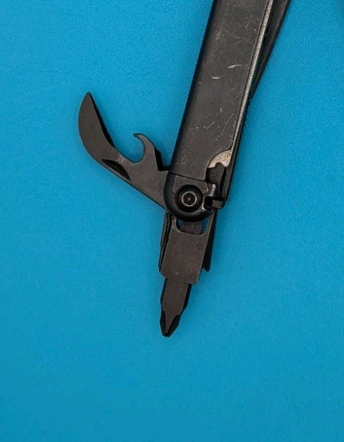 Leatherman Wave Plus + Multi-Tool! FAST SHIPPING! BLACK OXIDE!