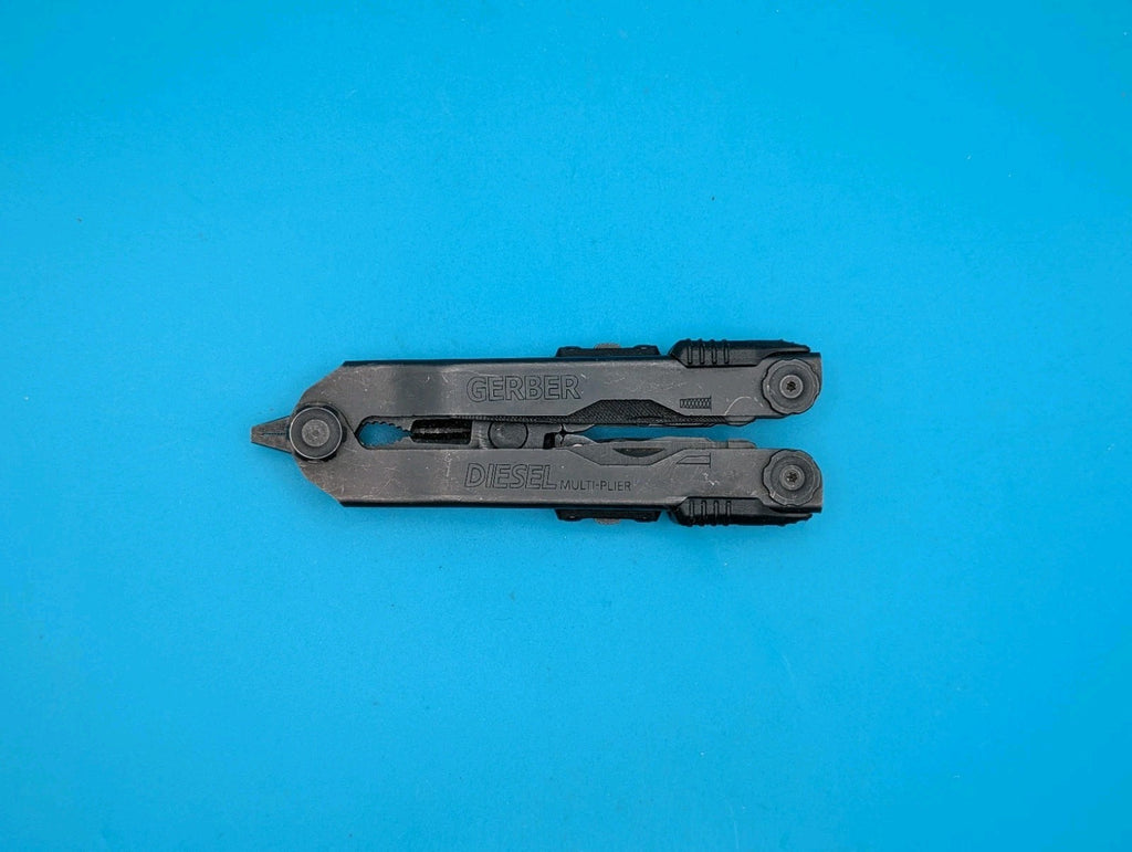 Gerber Diesel Multi Plier Multi-Tool! BLACK! WITH SHEATH!
