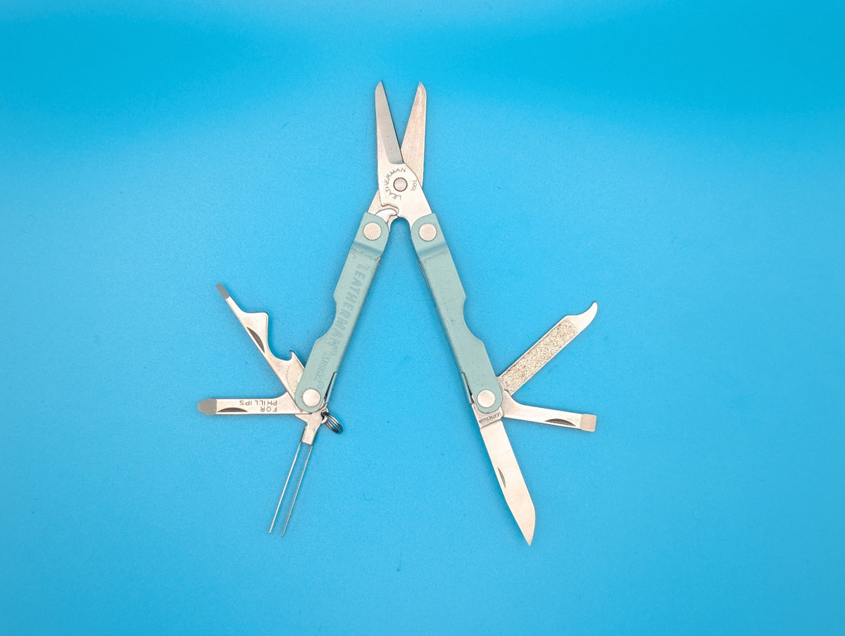 Leatherman Micra Multi-Tool, Knife, Scissors, Key Ring, Teal!