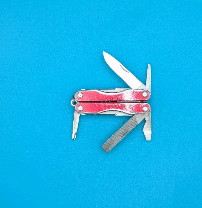 Leatherman Squirt E4 USA Radio Shack! Limited Edition!