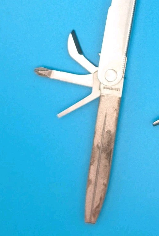 Leatherman PST 2 Multi Tool! 03/00 date stamp! Fast Shipping! *WALKER*