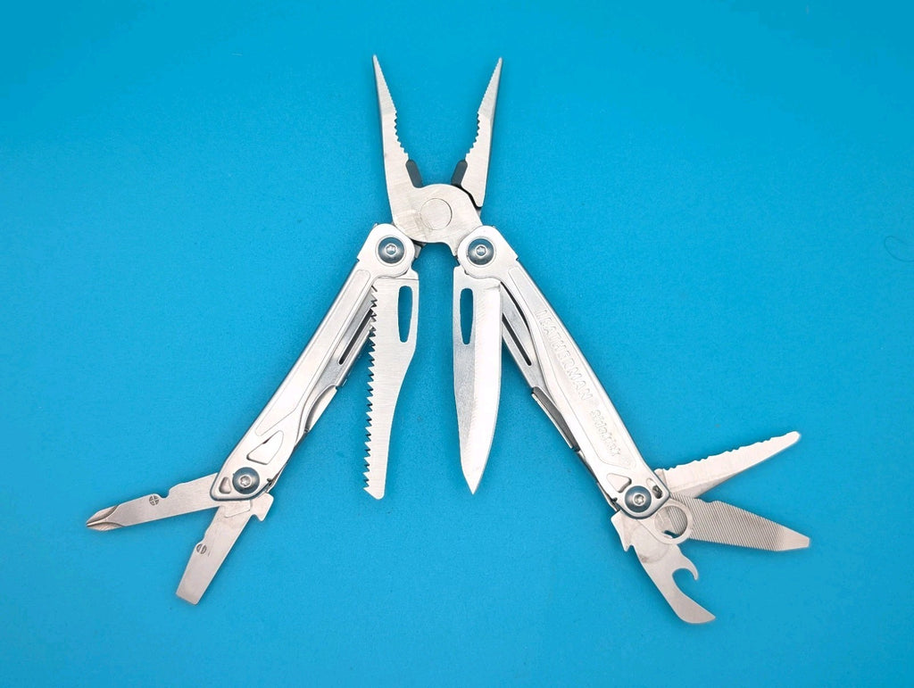 Leatherman Sidekick Multi-Tool, Knife, Pliers, Saw, Stainless!