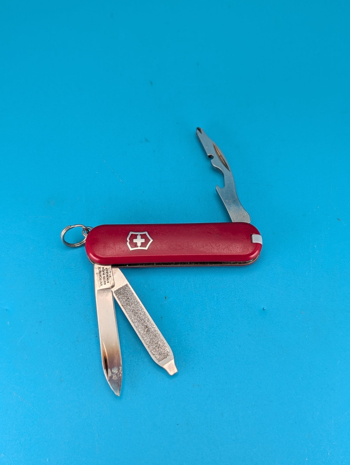 Victorinox Rally Red Swiss Army Knife Multi Tool!