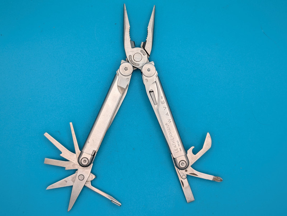Leatherman Wave Original Vintage Retired, Dated 0699 (JUNE, 1999)