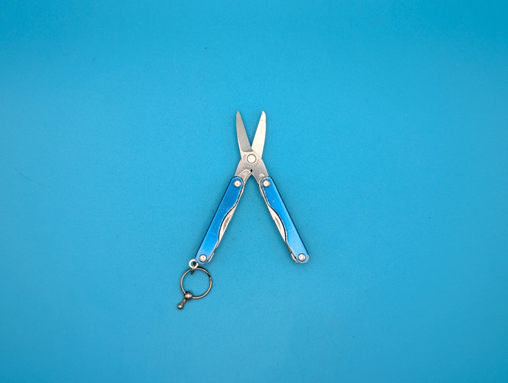 Leatherman Squirt S4 Multi-Tool, Key Ring, Retired, BLUE!