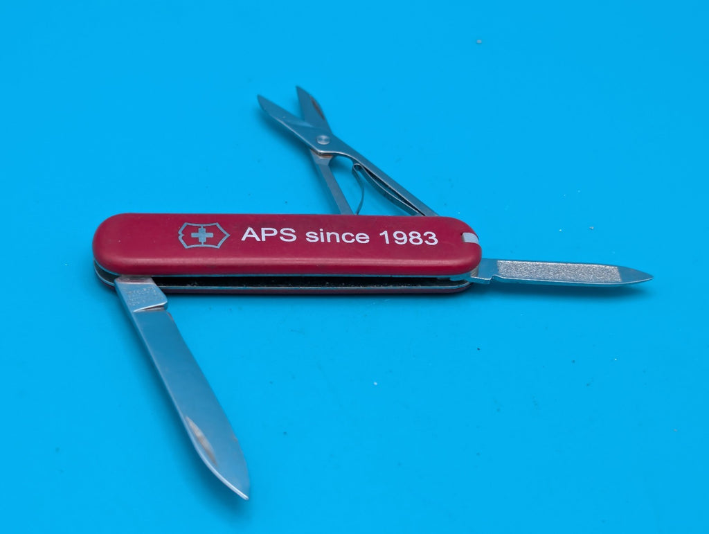 Victorinox Ambassador 74mm Swiss Army Knife Multi Tool!