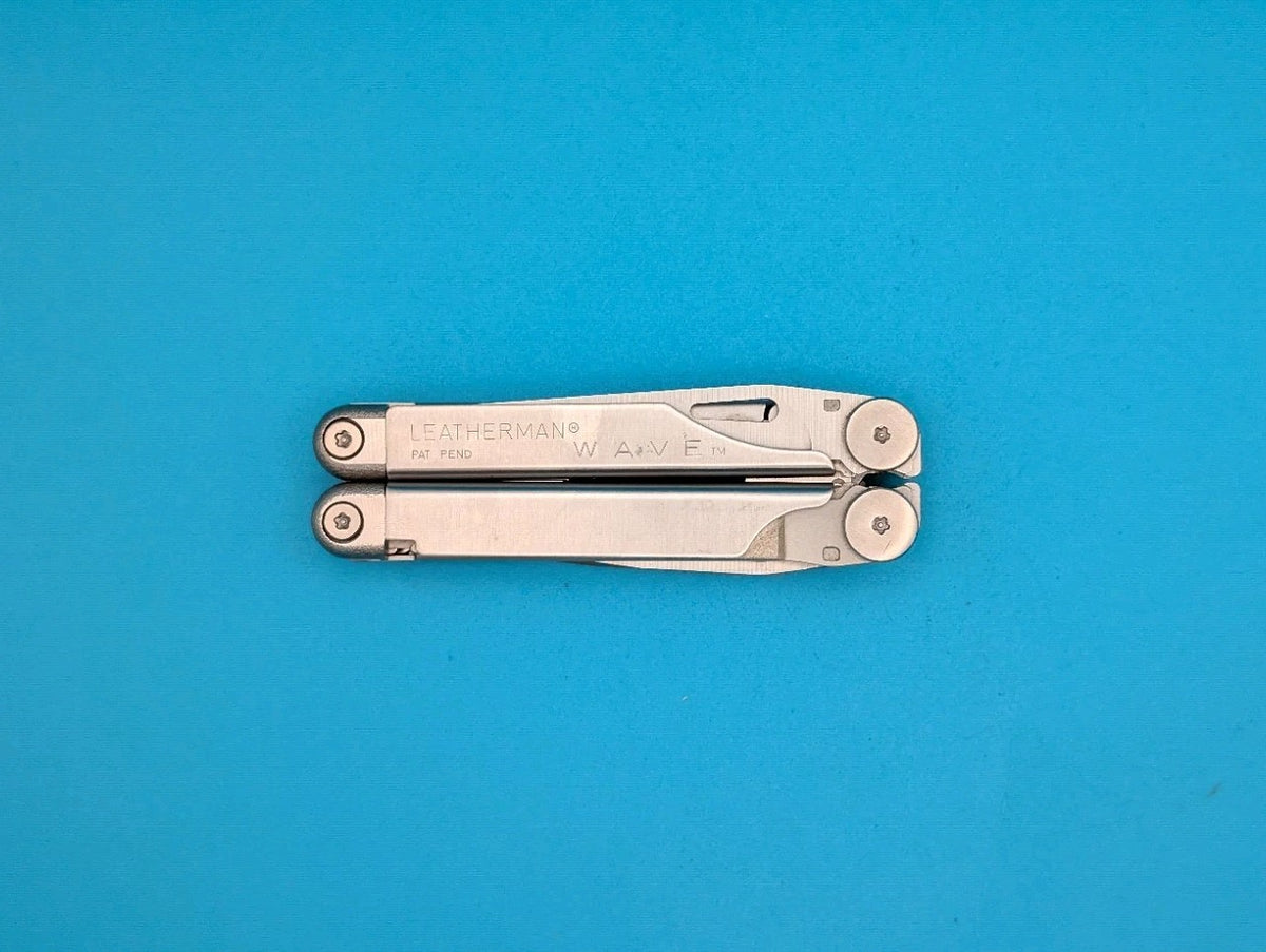 Leatherman Wave Original Vintage Retired, Dated 0301 (MAR, 2001) EXCELLENT!