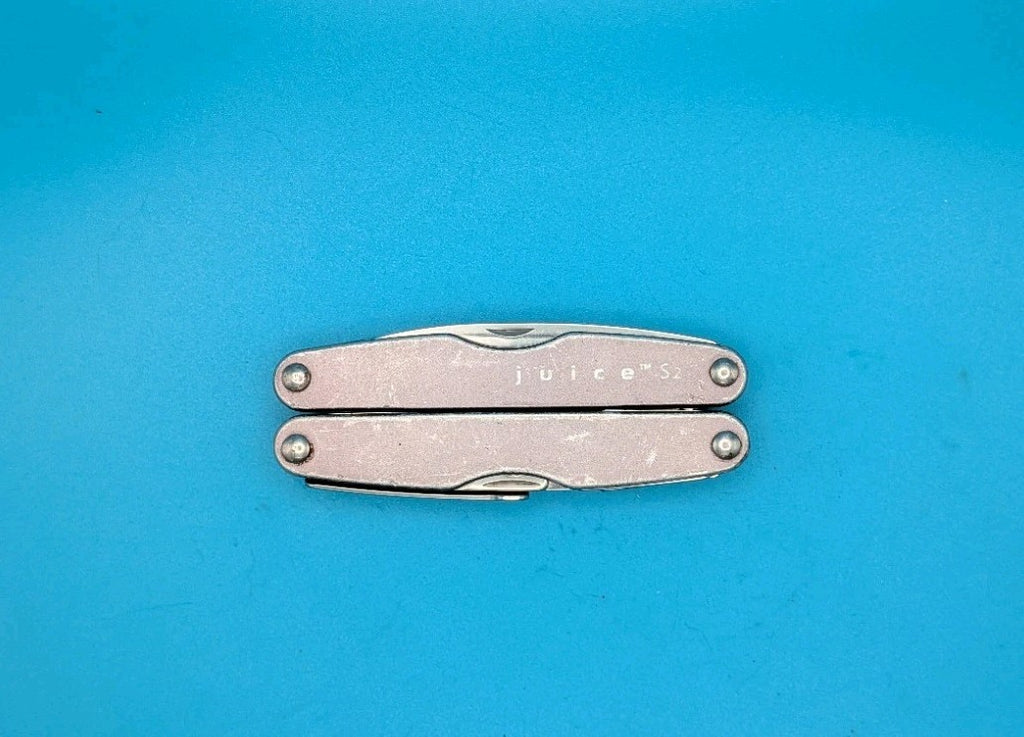 Leatherman Juice S2 Gray Multi Tool! RETIRED!