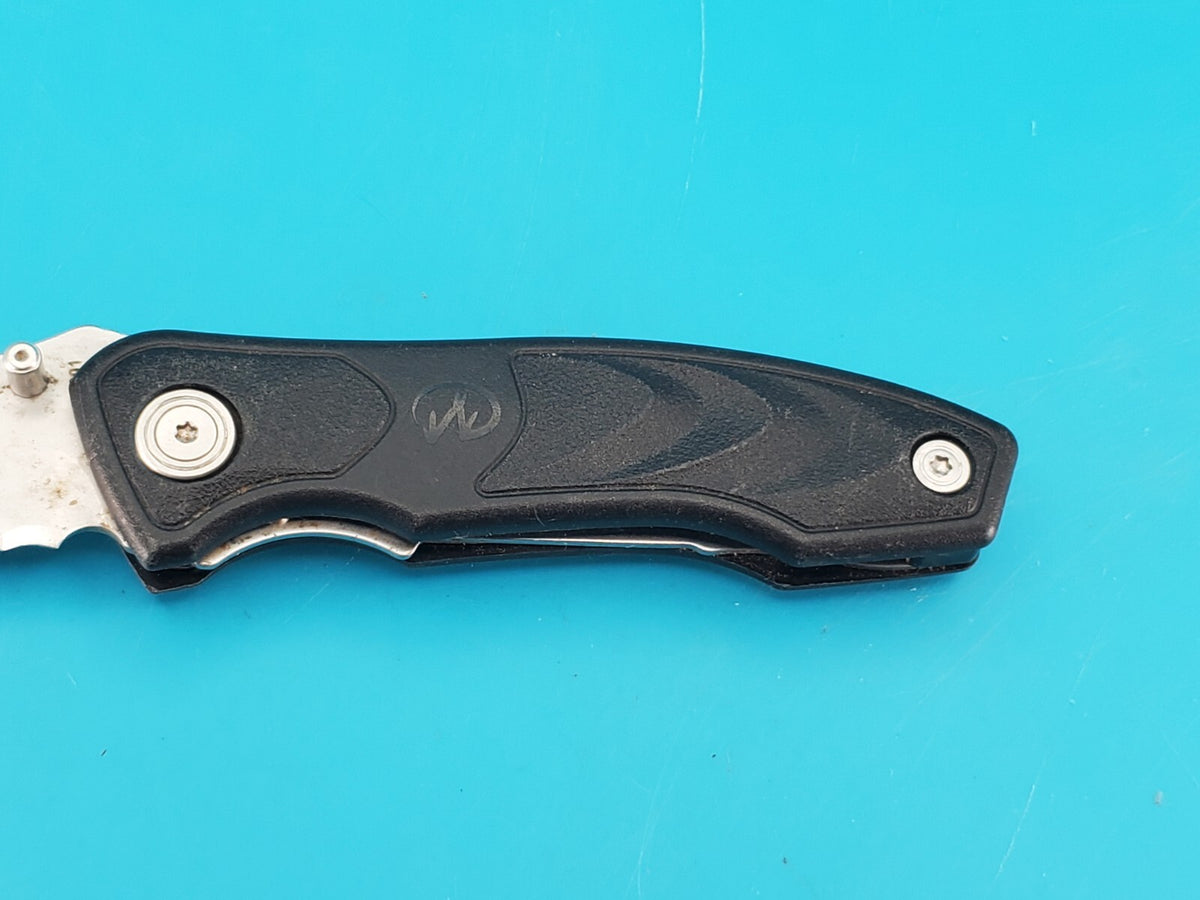 Leatherman C301 Pocket Knife with Clip Combo Blade Liner Lock!