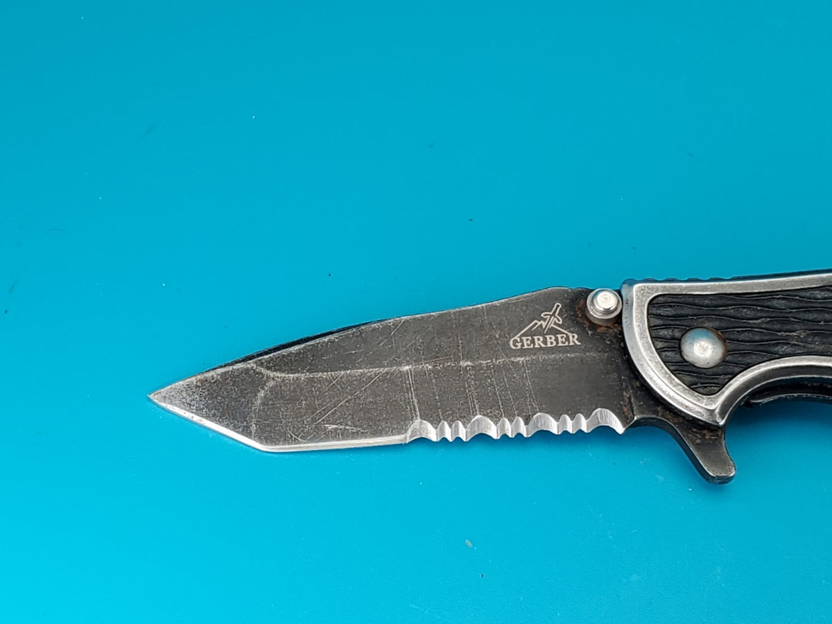 Gerber Torch I Frame Lock Plain Edge Blade Folding Pocket Knife! Black!
