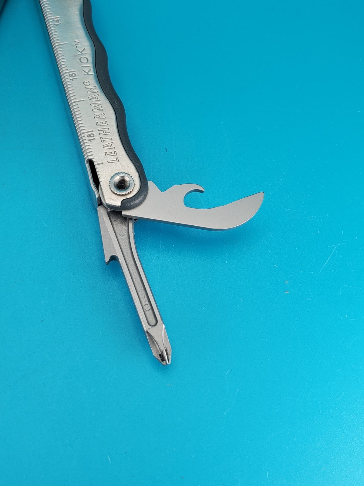 Leatherman Kick Multi-Tool, Knife, Pliers, Retired, Collectible!