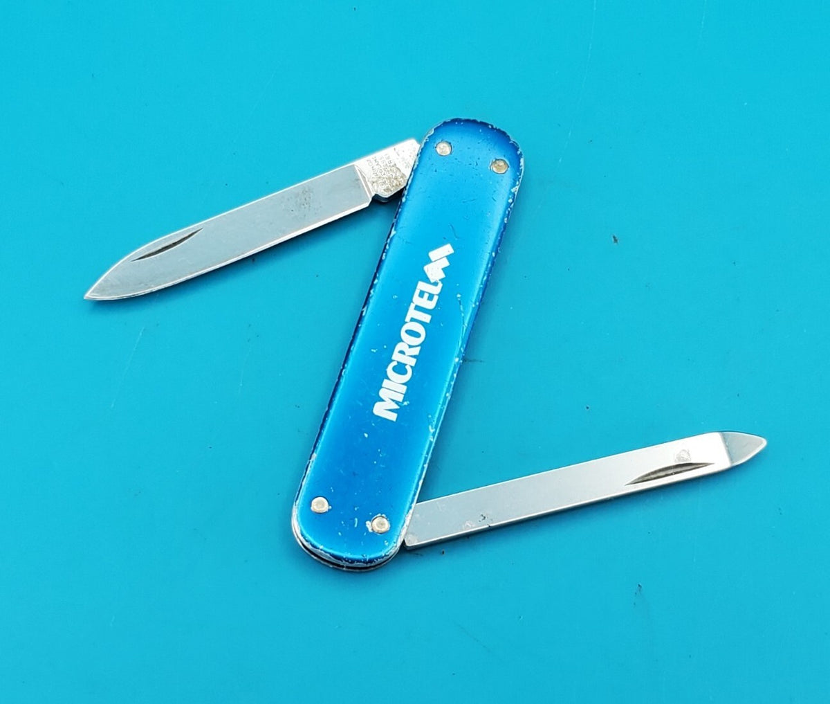 Victorinox 74MM Escort Smooth Blue Alox Swiss Army Knife Multi Tool!