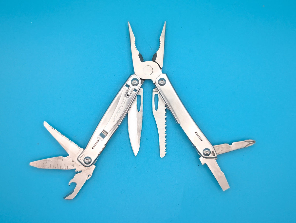 Leatherman Sidekick Multi-Tool, Knife, Pliers, Saw, Stainless!