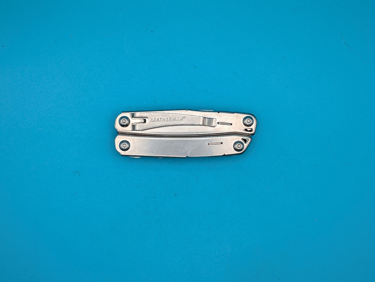 LEATHERMAN WINGMAN MULTI-TOOL! FAST SHIPPING!