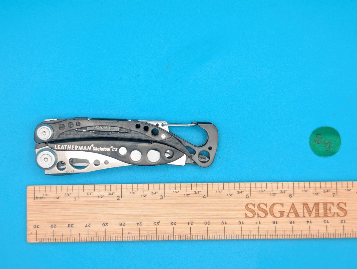 Leatherman Skeletool CX Multitool Plain Edge Knife!