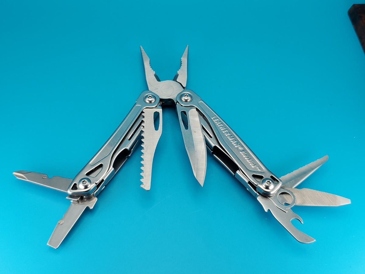 Leatherman Sidekick Multi-Tool, Knife, Pliers, Saw, Stainless!