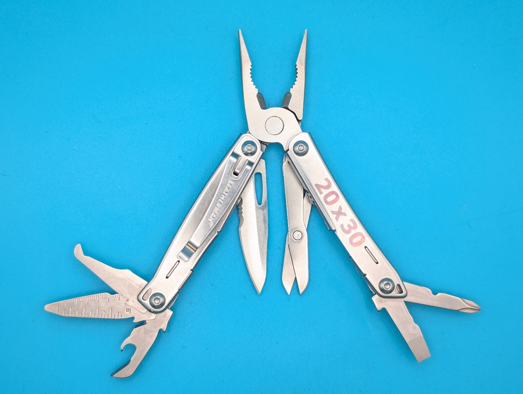 LEATHERMAN WINGMAN MULTI-TOOL! FAST SHIPPING! *20 x 30*