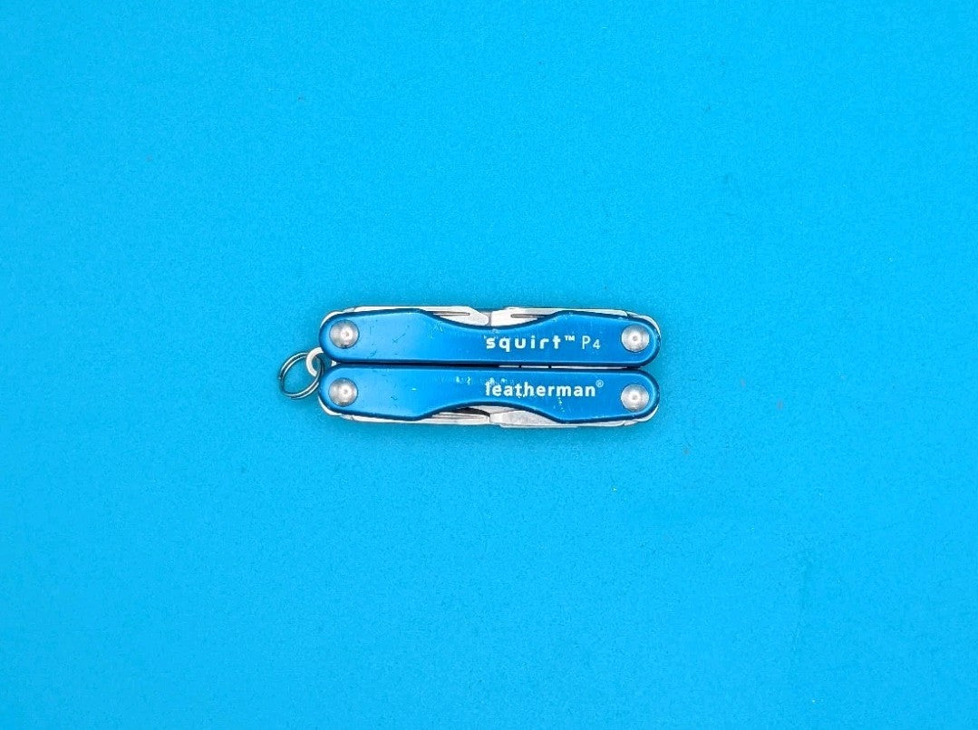 Leatherman Squirt P4 Multi-Tool, Key Ring, Retired, BLUE!