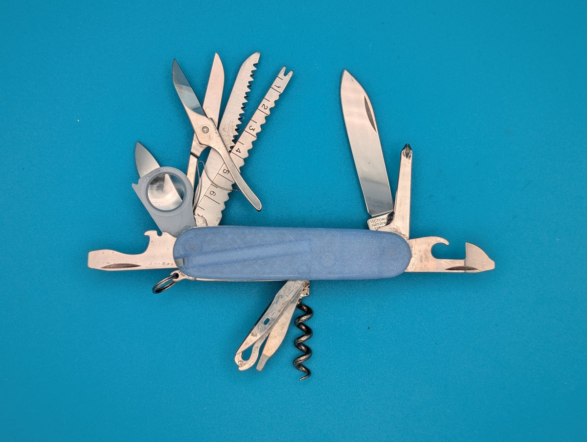 Victorinox Champion Swiss Army Knife Multi Tool! Firefly Blue Glow in the Dark!