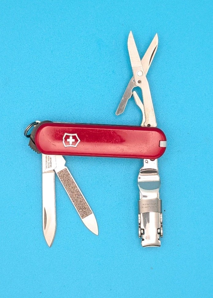 Victorinox Swiss Army Knife - Key Chain - Nail Clip 580 - RED! *MAX*