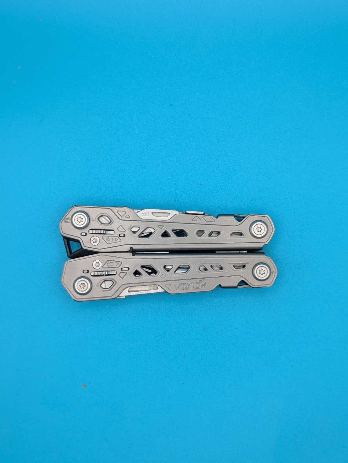 Gerber Truss Multi-Tool! FAST SHIPPING!