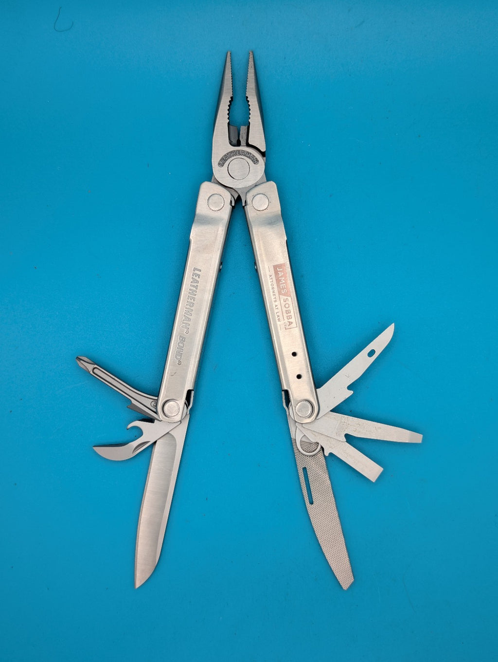 LEATHERMAN Bond Multitool, Stainless Steel Everyday Tool! *JAMES SABBA*
