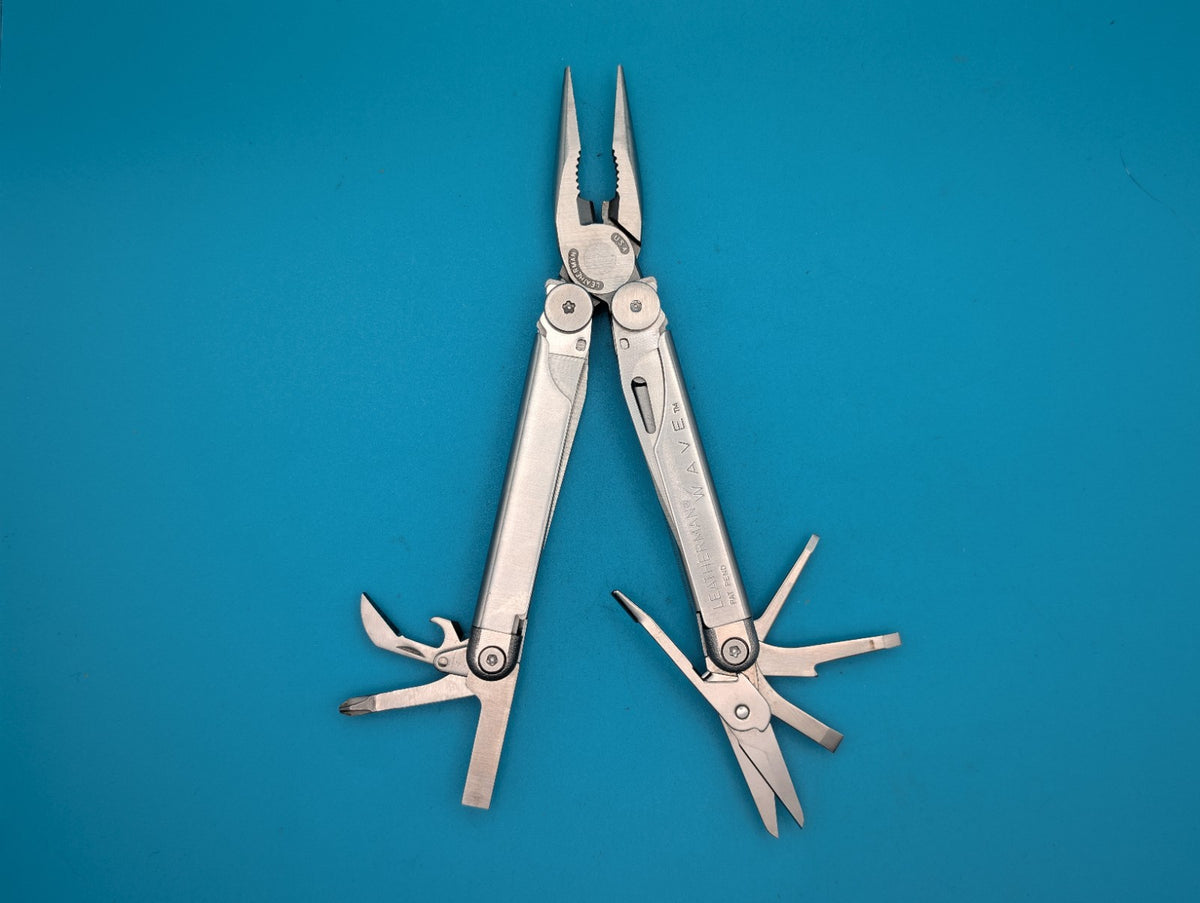 Leatherman Wave Original Vintage Retired, Dated 0799 (Aug, 1999)