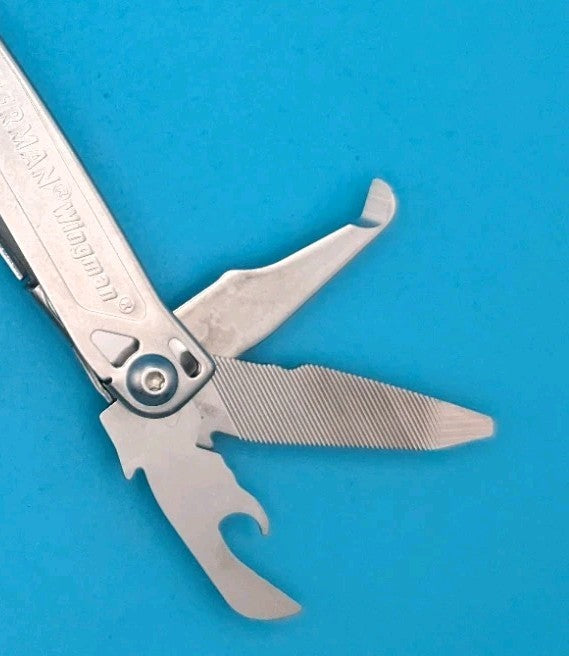 LEATHERMAN WINGMAN MULTI-TOOL! FAST SHIPPING!