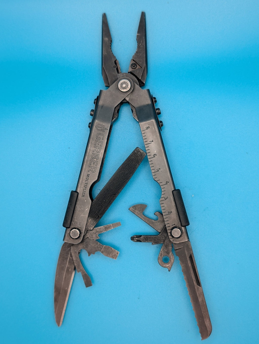Gerber MP600 Black Oxide Multi-Tool Needle Nose Pliers!