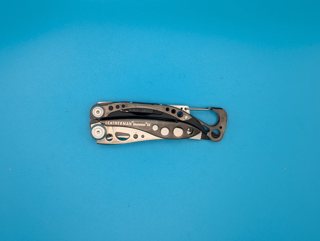 Leatherman Skeletool CX Multitool Plain Edge Knife!