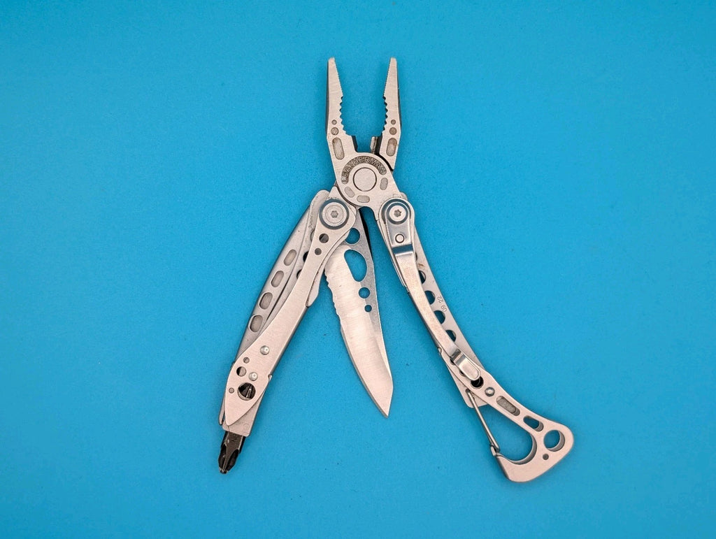 LEATHERMAN Skeletool Multi Tool - Combo Edge! *MISSING SINGLE BIT*