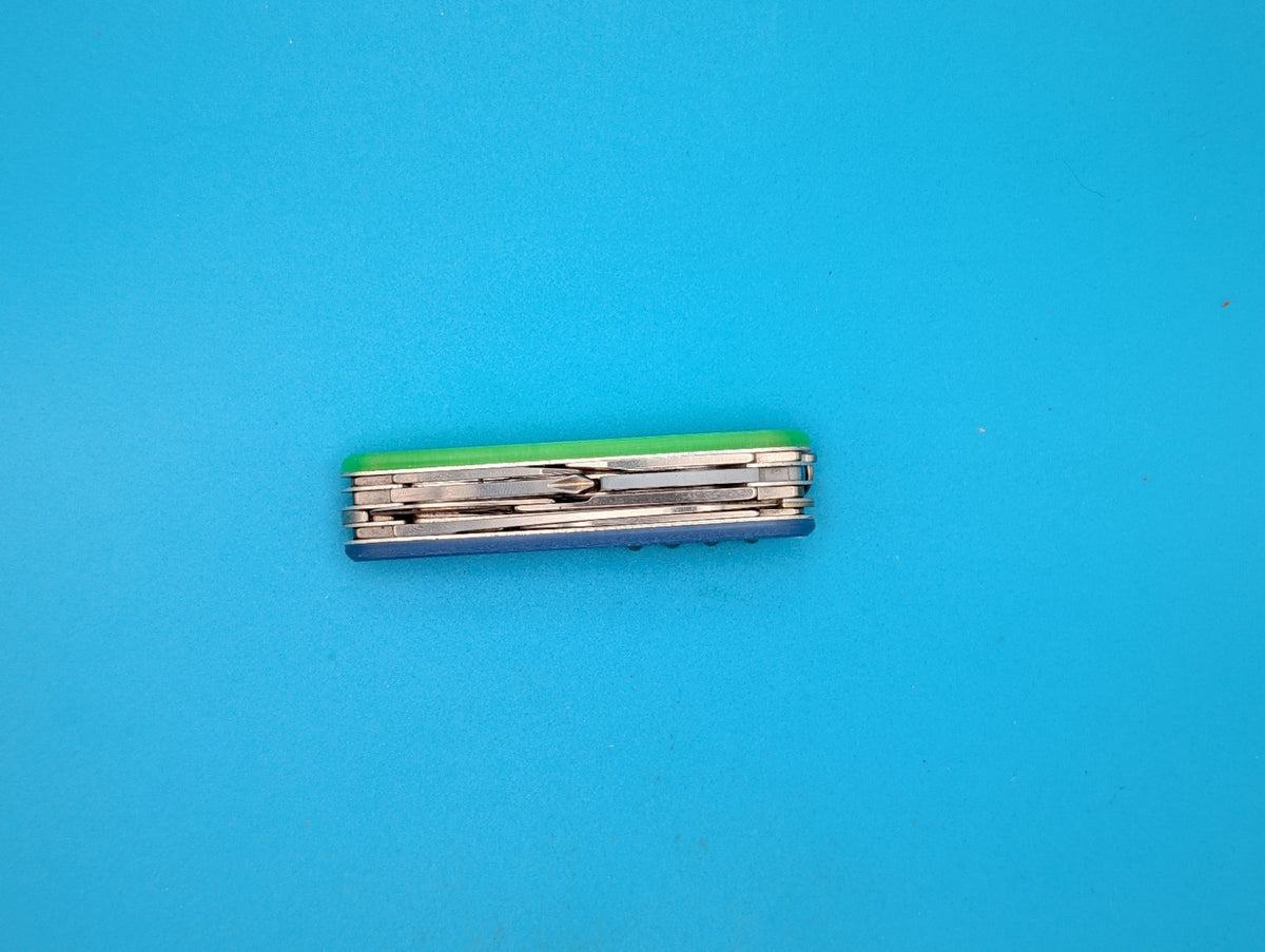CUSTOM VICTORINOX EXPLORER GLOW IN THE DARK SWISS ARMY KNIFE MULTI TOOL! 91mm