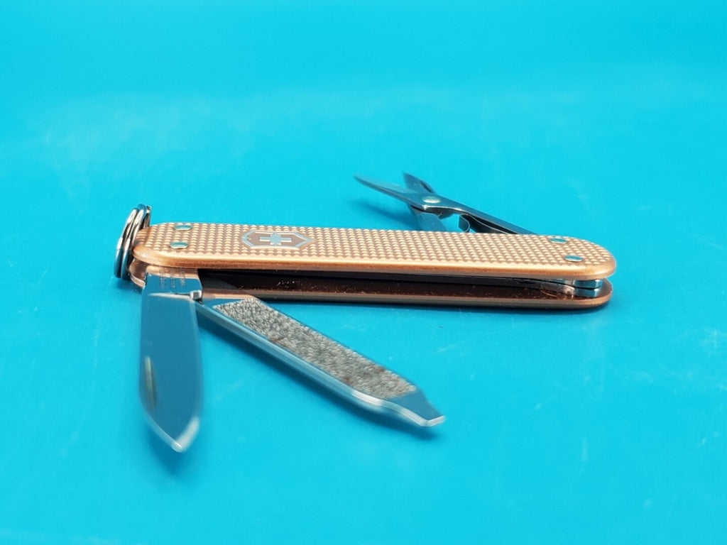 Victorinox Classic Limited Edition Fresh Peach Swiss Army Knife, 58mm