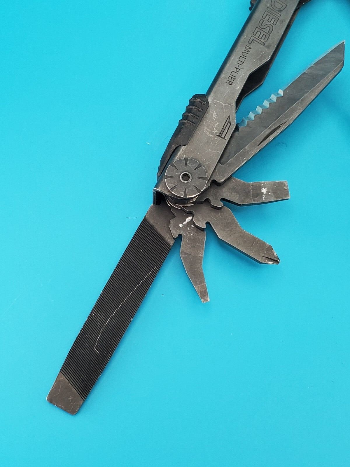 Gerber Diesel Multi Plier Black Multi-Tool!