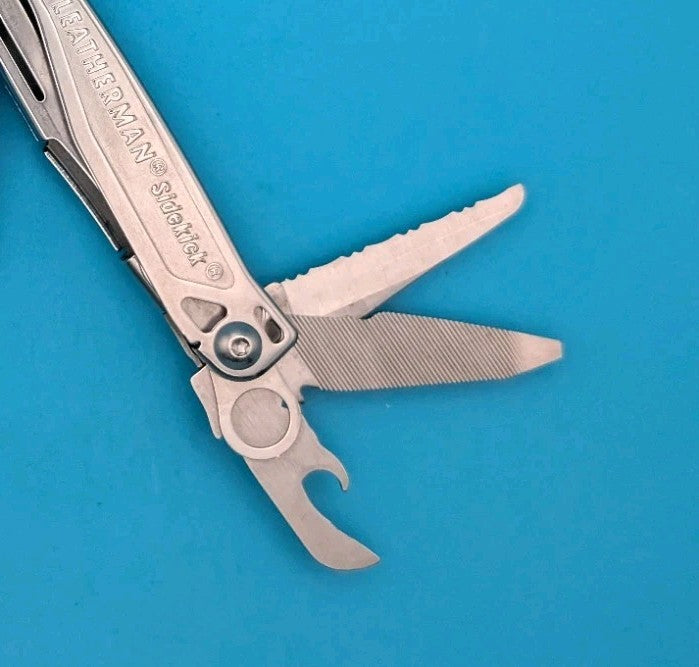 LEATHERMAN WINGMAN MULTI-TOOL! FAST SHIPPING!