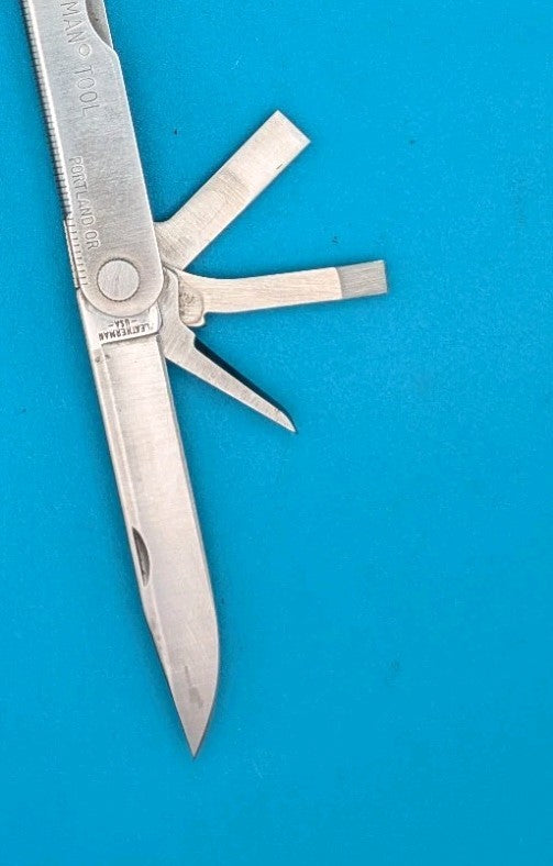 Leatherman PST Multi Tool! 02/01 Date Stamp!