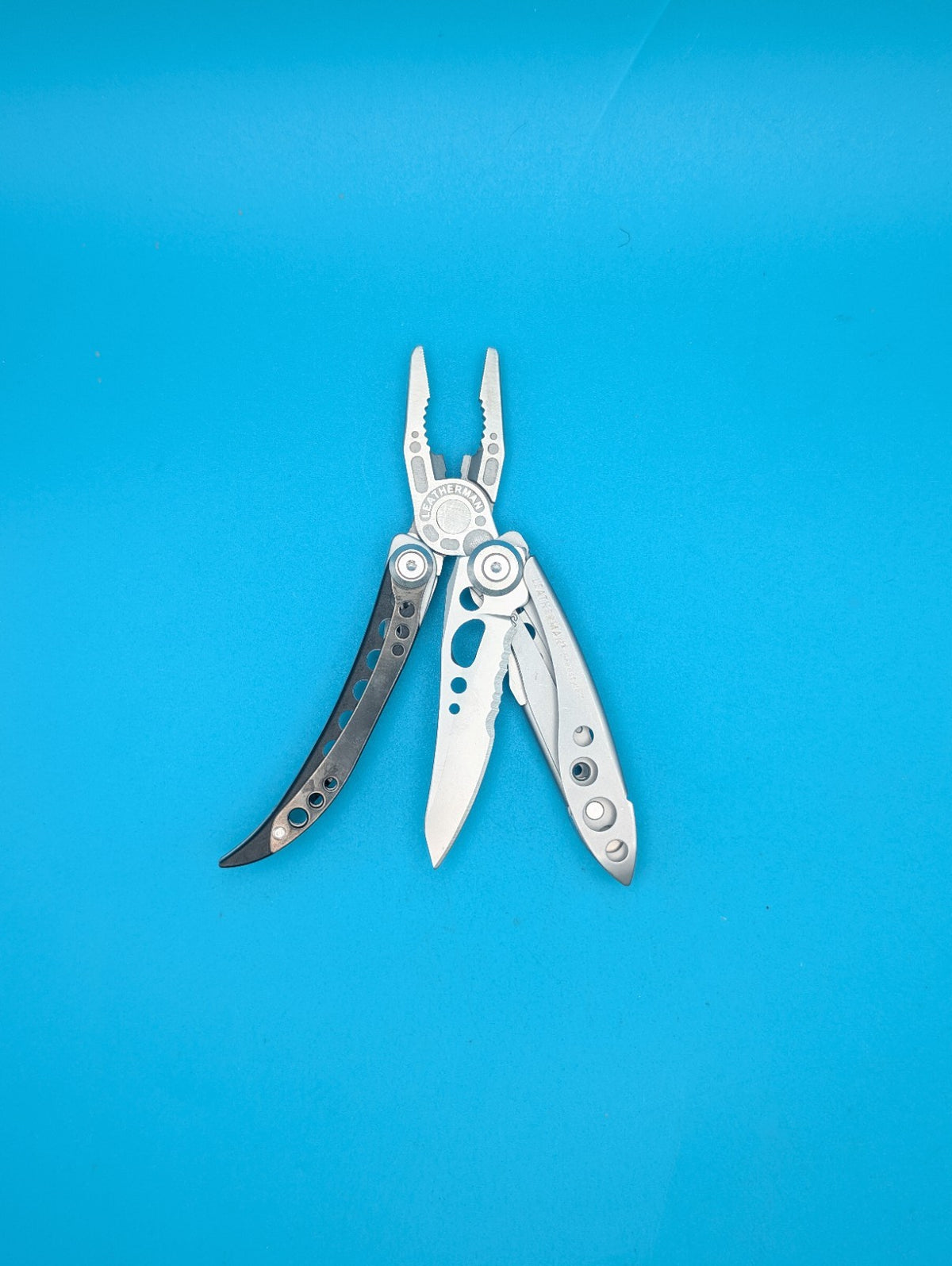 Leatherman Freestyle Multi-Tool - Discontinued - FAST SHIPPING!