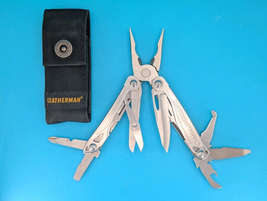 LEATHERMAN WINGMAN MULTI-TOOL! FAST SHIPPING! WITH SHEATH!