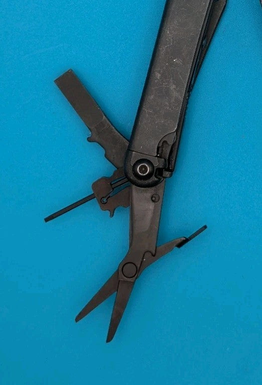 Leatherman Wave Plus + Multi-Tool! FAST SHIPPING! BLACK OXIDE!