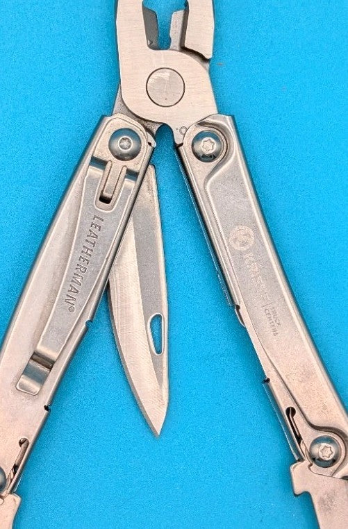 Leatherman Rev 3.8" Multi-Tool, Stainless!