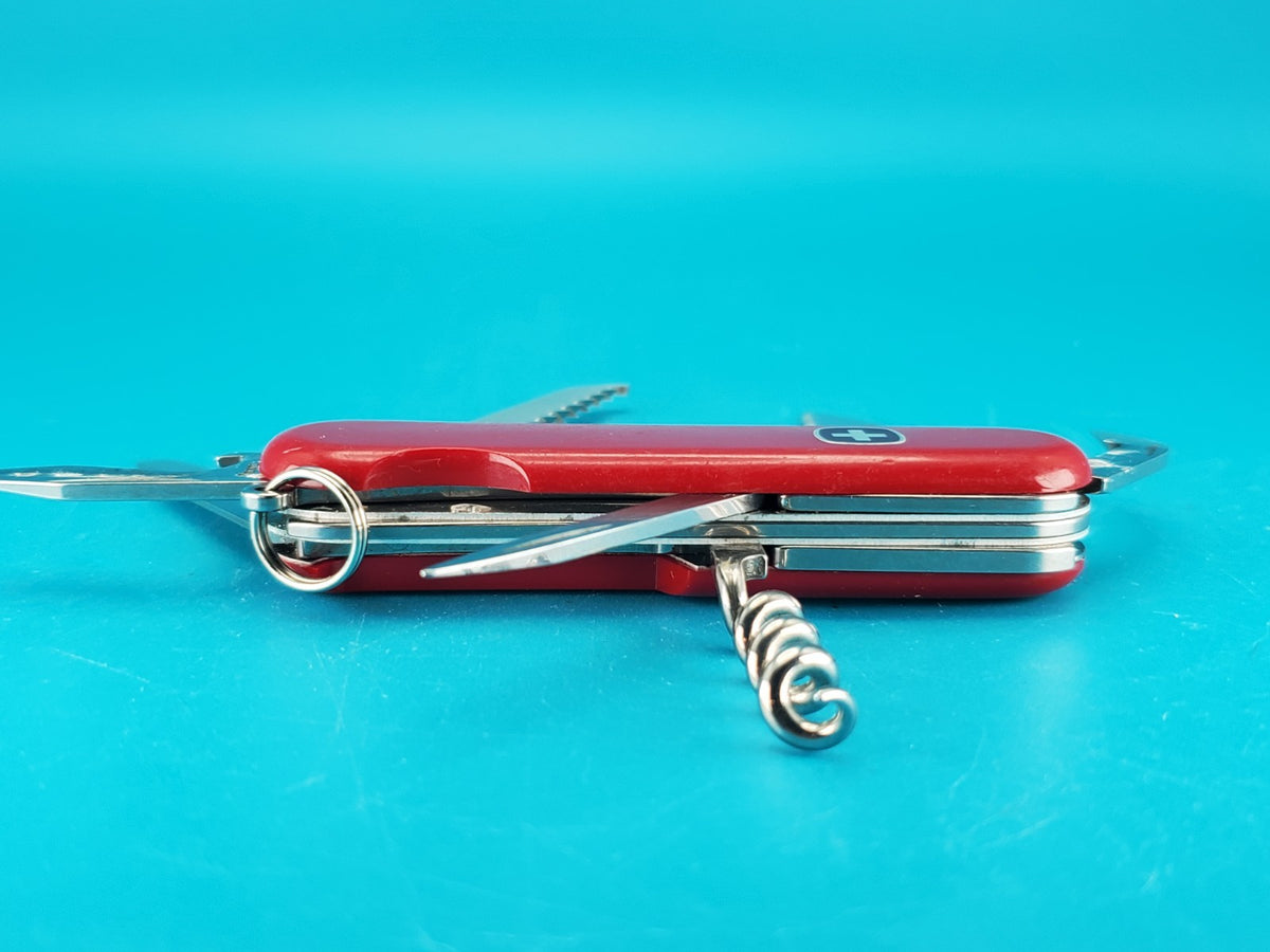 Wenger Alpine Backpacker Swiss Army Knife Multi Tool! With Serrated Blade!
