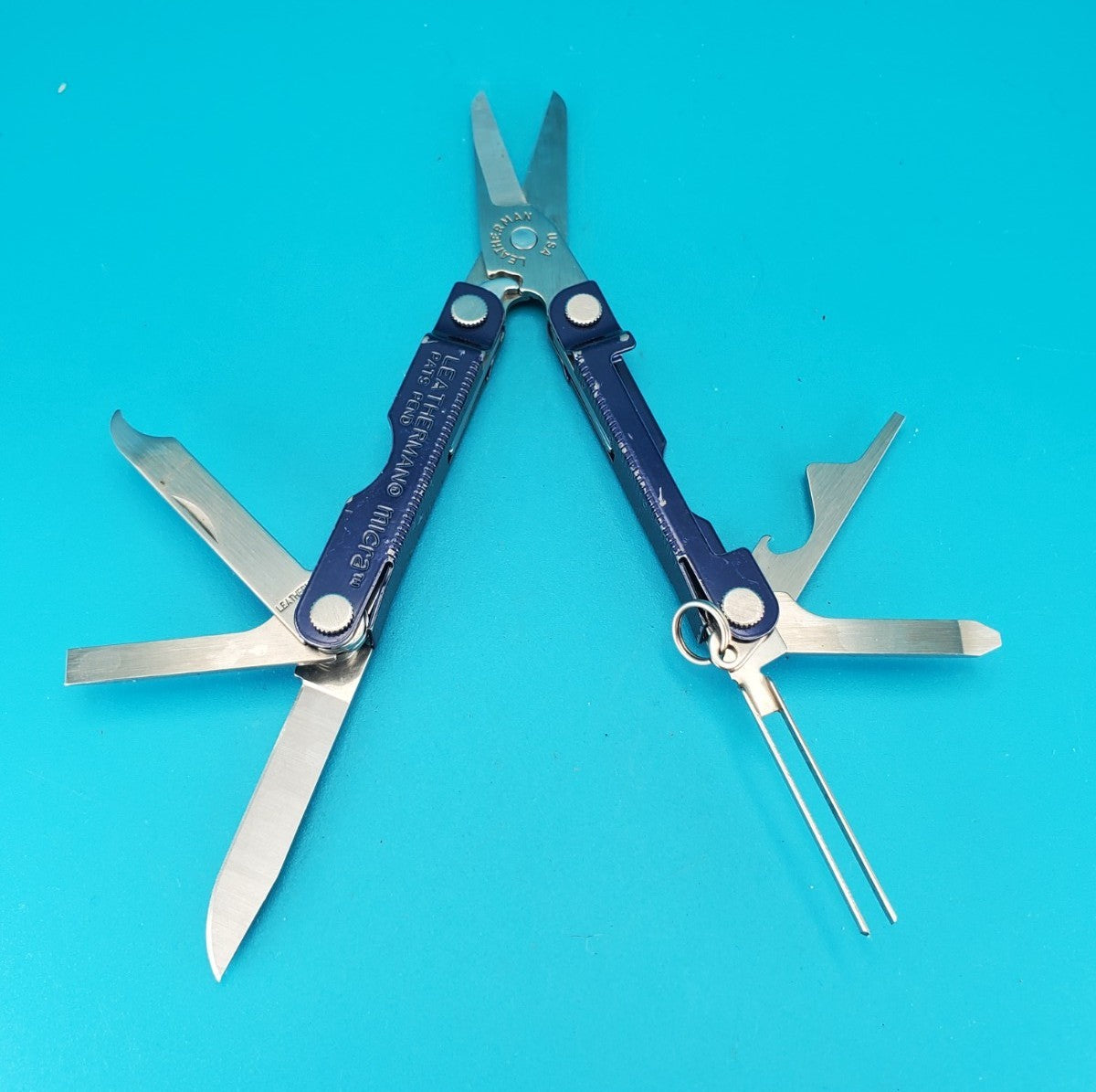 Leatherman Micra Multi-Tool, Knife, Scissors, Key Ring, Blue!