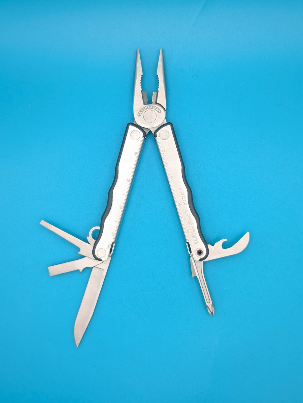 Leatherman Kick Multi-Tool, Knife, Pliers, Retired, Collectible!