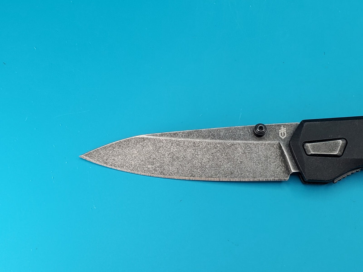 Gerber Gear Fuse Black Plain Edge Folding Pocket Knife!